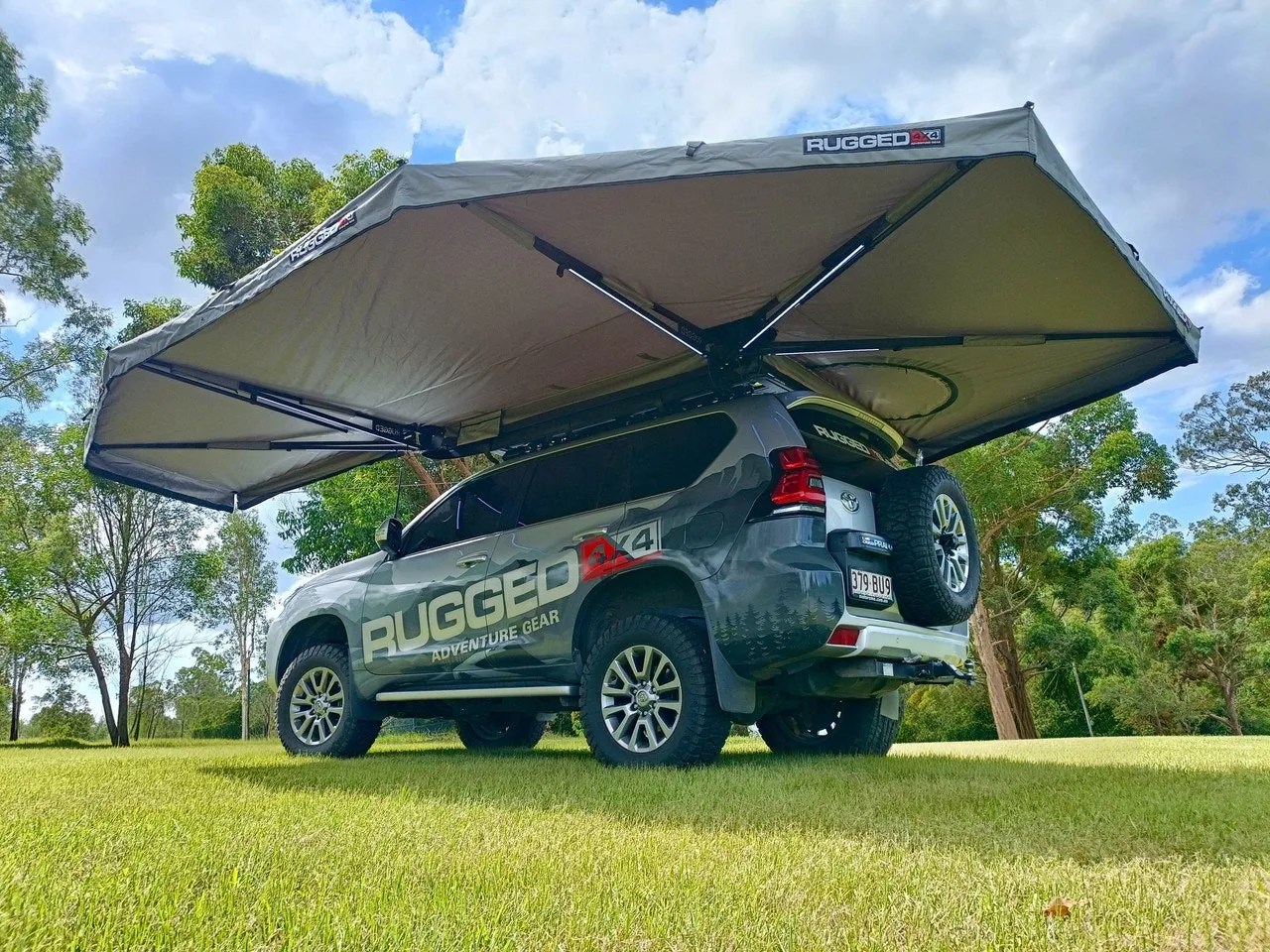 2.5m 270 Awning - Semi Automatic Opening  (UVE95 %) LH