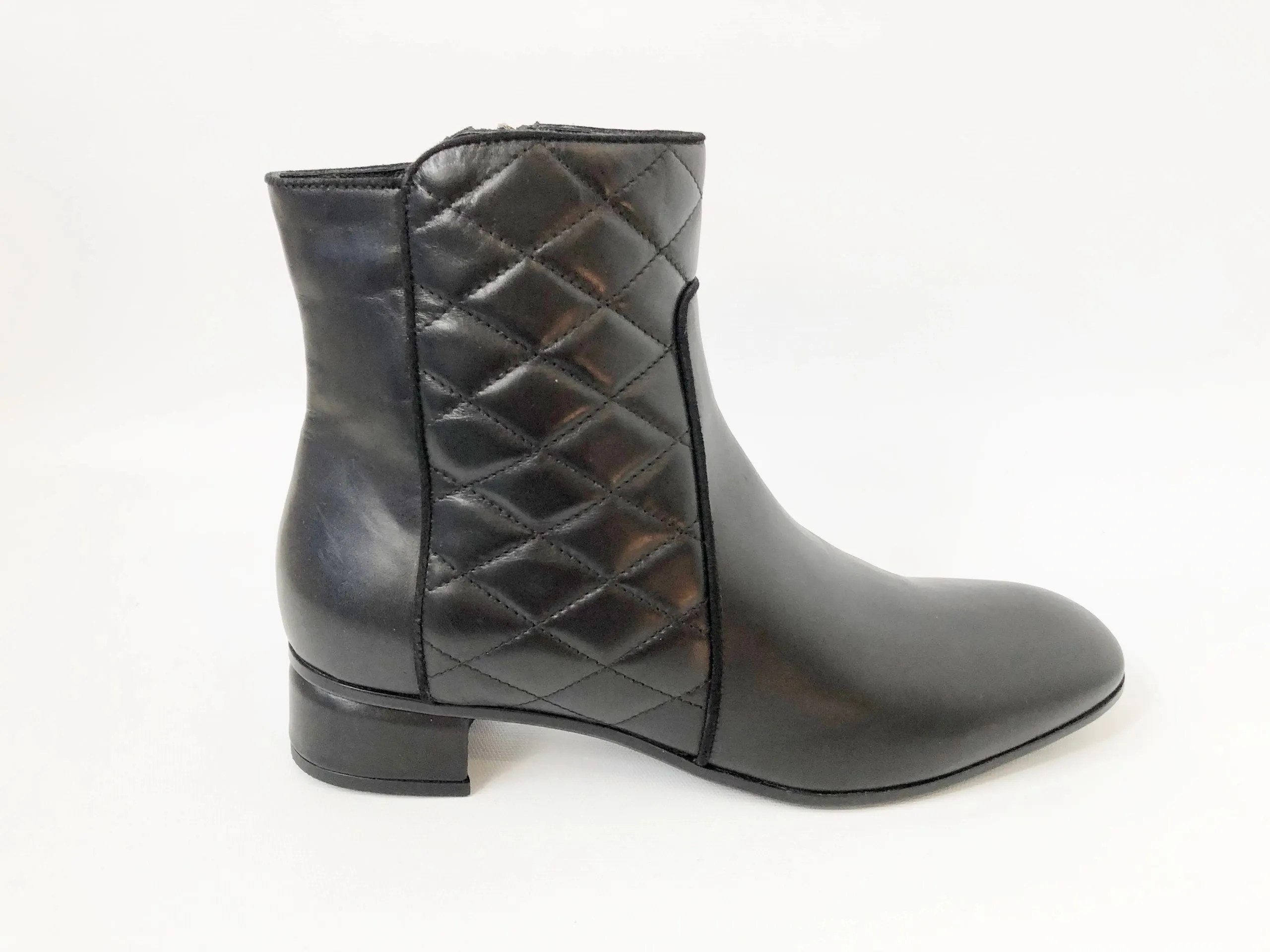 Aquatalia Quilted Boot Size 10.5