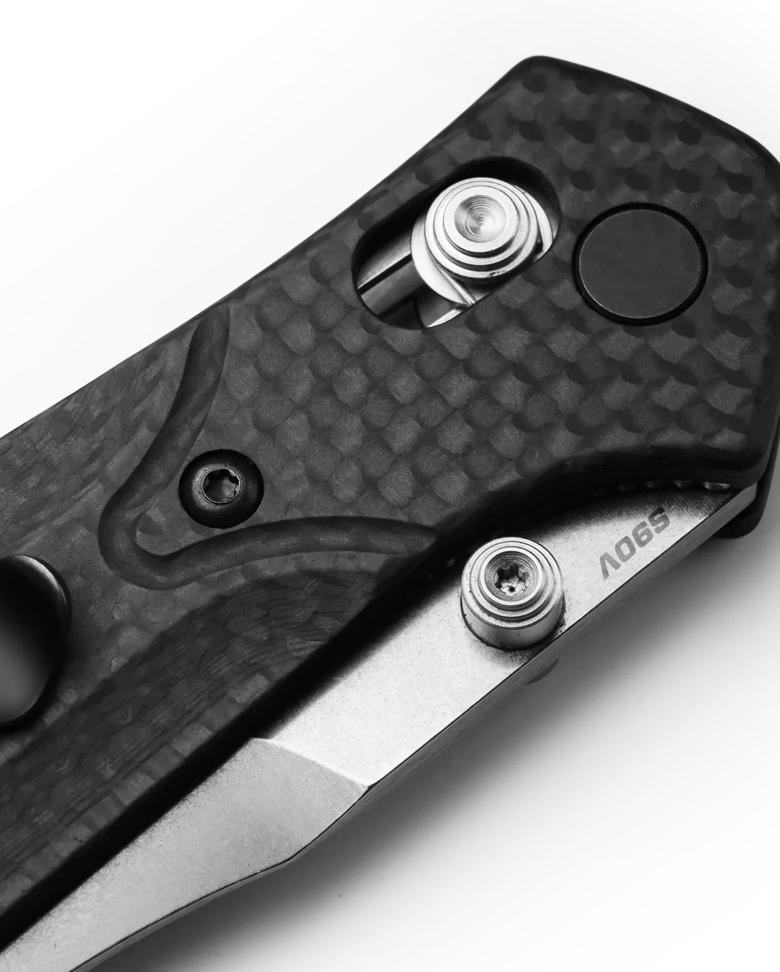 Benchmade 945-2 Mini Osborne Carbon Fiber 2.92" CPM-S90V Folding Pocket Knife