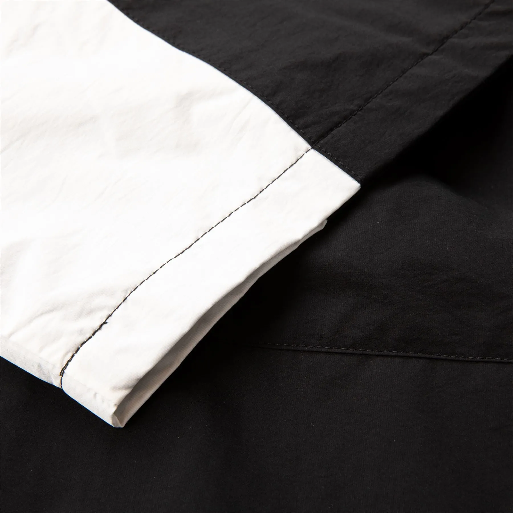 Evergreen SS Nylon Windshirt Black