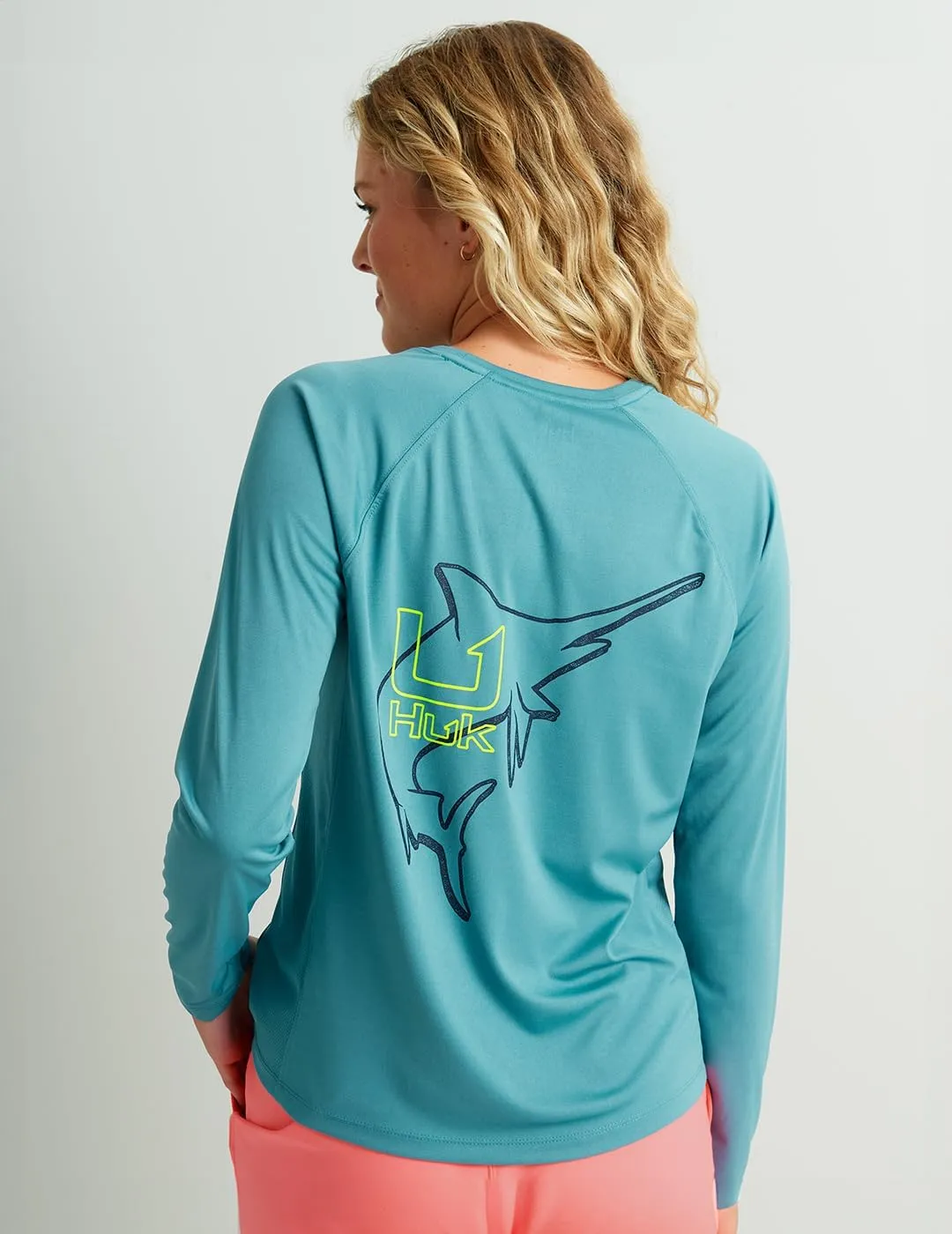 HUK Women's Pursuit Patterned Crew Long Sleeve, Performance Shirt