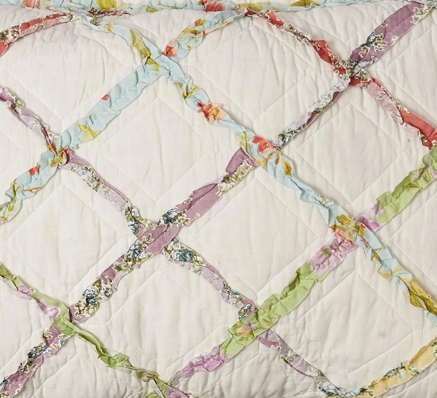 Laura Ashley - Twin Quilt, Reversible Cotton Bedding, Lightweight Home Decor for All Seasons (Ruffle Garden Cream, Twin)