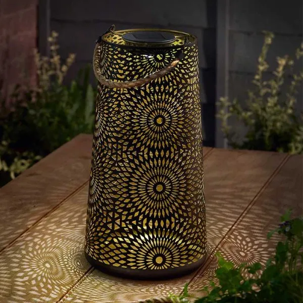 Muscat Solar Lantern