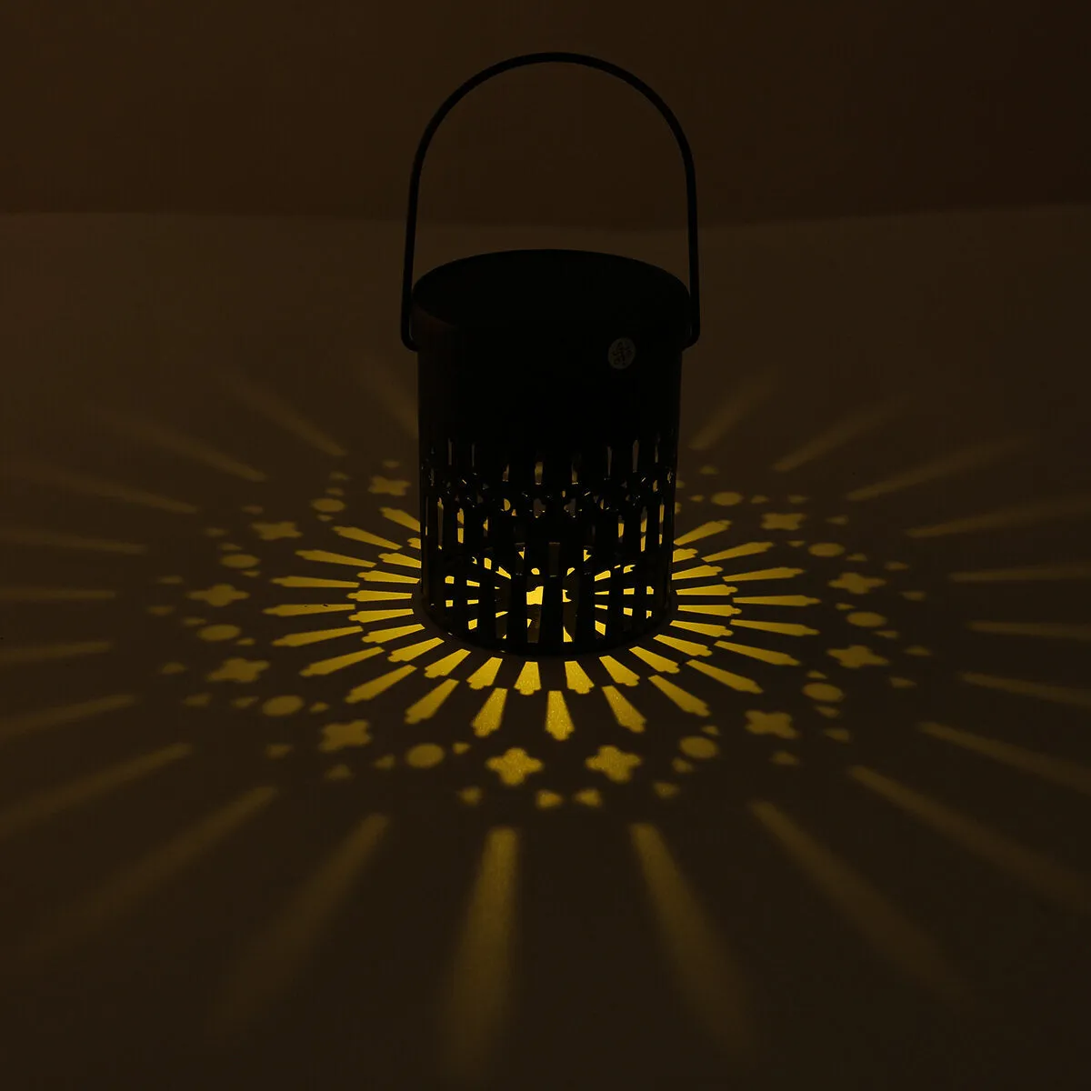 Outdoor Solar Lantern Light LED Solar Metal Lights Waterproof Hanging Lamp