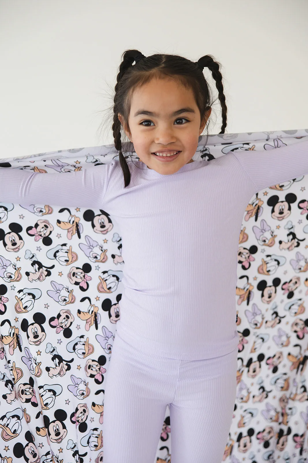Sensational Six - Lightweight Blanket