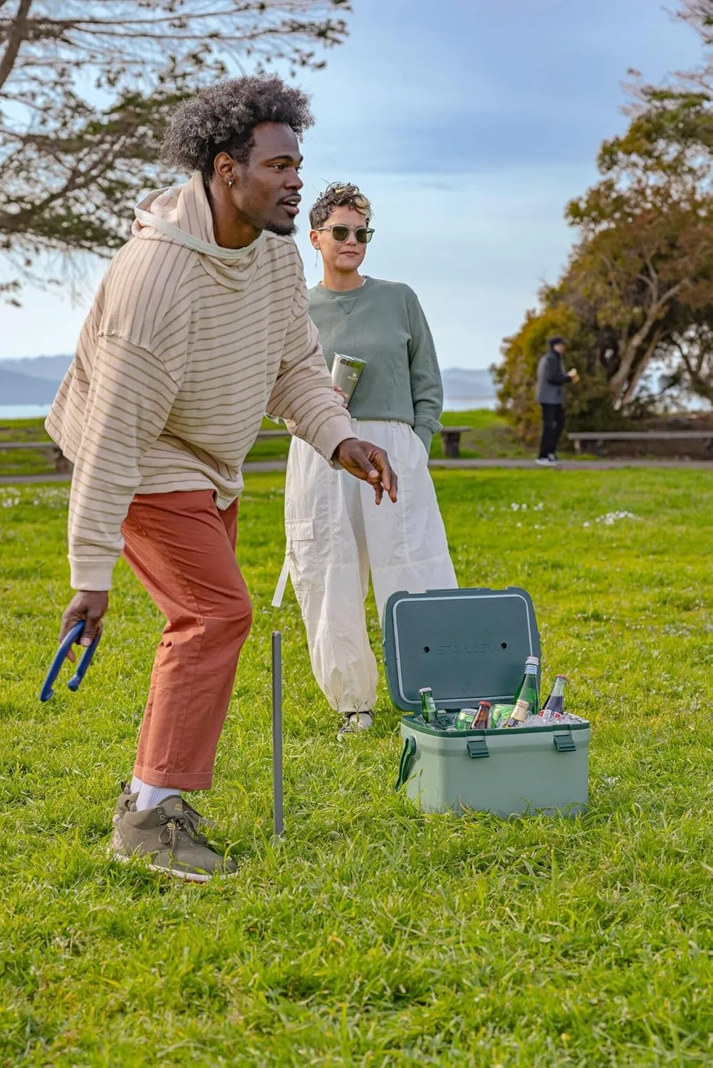 Stanley Adventure Outdoor Cooler 16 qt | Heavy Duty Outdoor Camping Cooler with Easy Carry Top Handle | 36 Hour Cooling Ice Chest for 21 Cans| BPA-Free | Stanley Green
