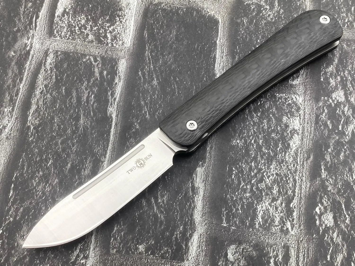 TwoSun TS197-M390-CF Folding Knife M390 Blade TC4 Titanium/Carbon Fiber Handle Camping Pocket Knife